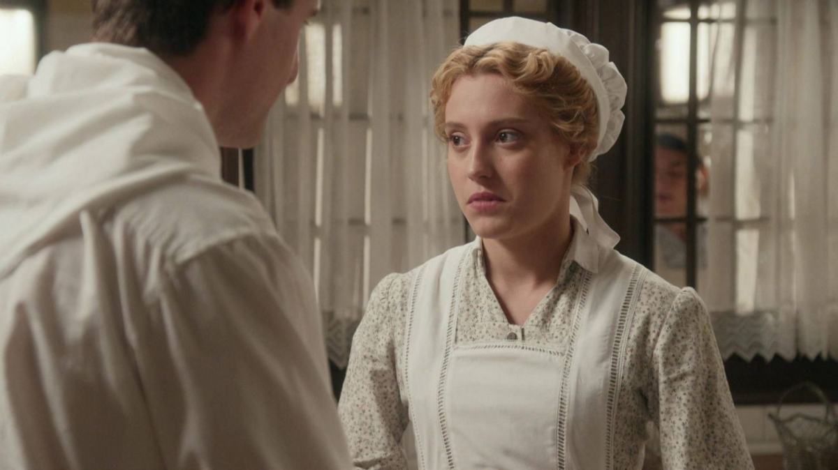 La Promesa - pałac tajemnic - 158 odc. Beatriz szantażuje Martinę. Pia podejrzewa baronową o próbę otrucia. Streszczenie 158 i 159 odc.