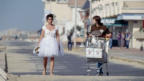 Obrazek w treści Dziękuję ci, życie - dramat o uciekaniu w świat wyobraźni  [jpg]