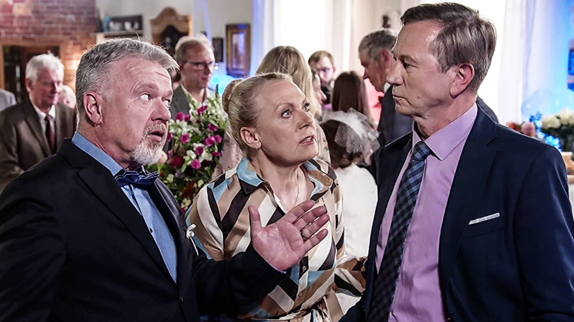 Bohaterowie serialu "Pierwsza miłość" od stacji Polsat.