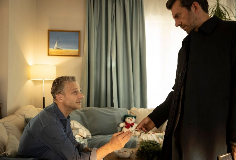 Obrazek w treści Nieobecni: nieznany sprawca demoluje salon fryzjerski.... Co wydarzy się w 8 i 9 odcinku serialu Nieobecni? [jpg]