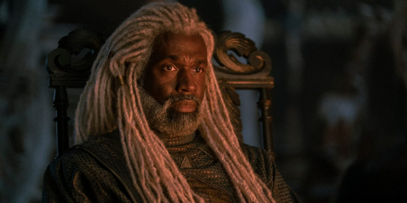 Obrazek w treści Co wydarzy się w 2 sezonie „Rodu smoka”? Aktor zapewnia, że widzowie nie będą się nudzić  [jpg]