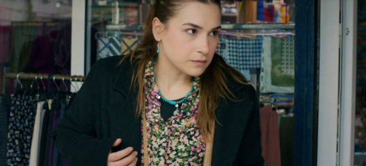 Miłość i nadzieja 169 - kadr z serialu. Ege oświadcza się Melis!