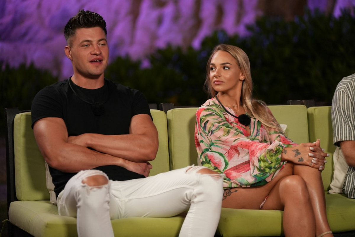 Hotel Paradise 8 - program emitowany na antenie TVN 7