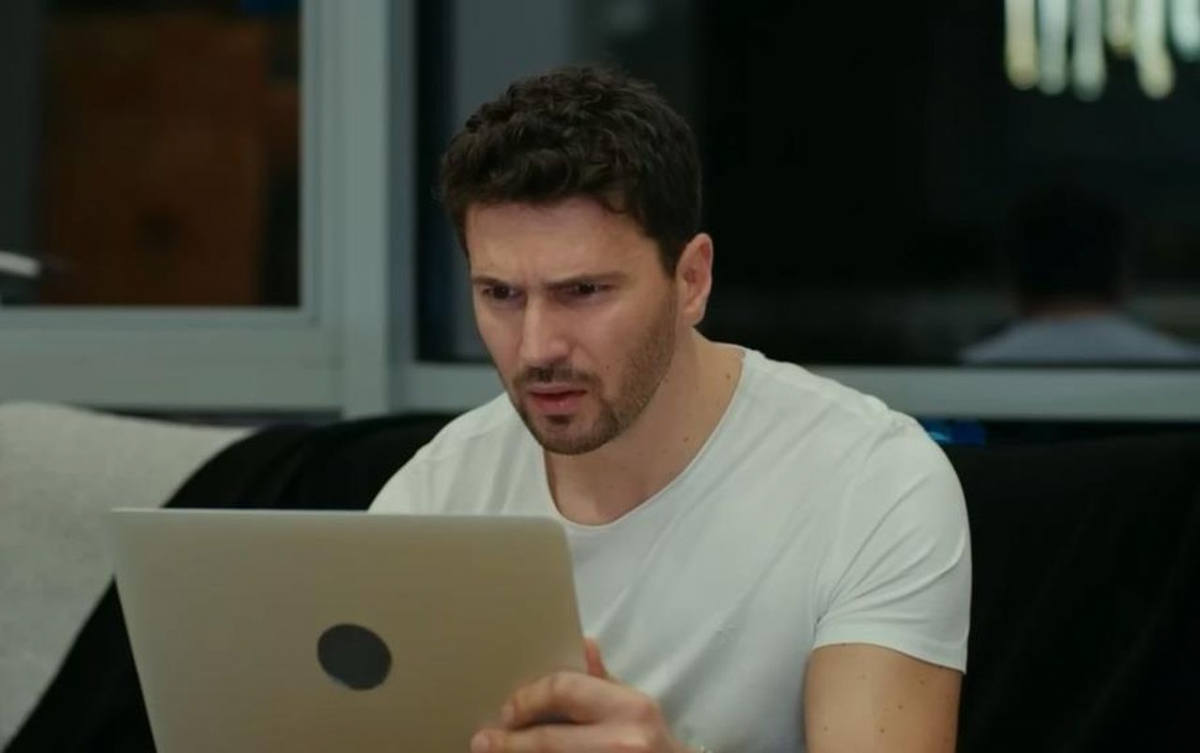 Selim, bohater serialu "Zakazany owoc", emitowanego na TVP 2