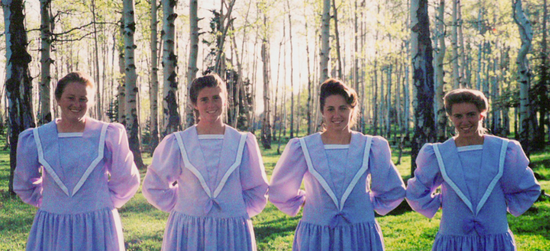 Obrazek w treści Bądźcie życzliwi: Modlitwa i posłuszeństwo, już na Netflix - miniserial dokumentalny o tajnej poligamicznej sekcie  [jpg]