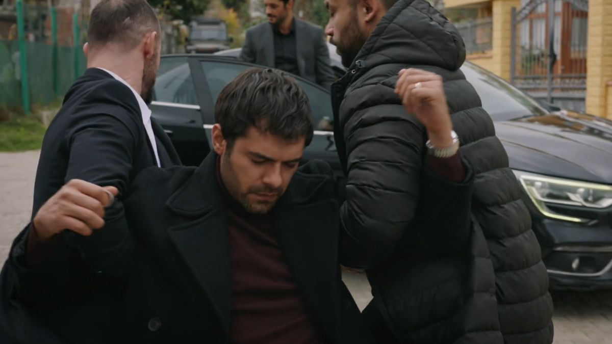 Wichrowe Wzgórze - 296 i 297 odc. odc. Halil i Zeynep spędzają razem noc!