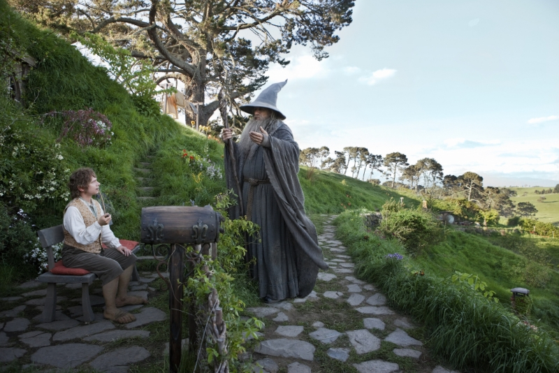 Obrazek w treści Aktorzy Władcy Pierścieni zbierają pieniądze na dom J.R.R. Tolkiena!  [jpg]