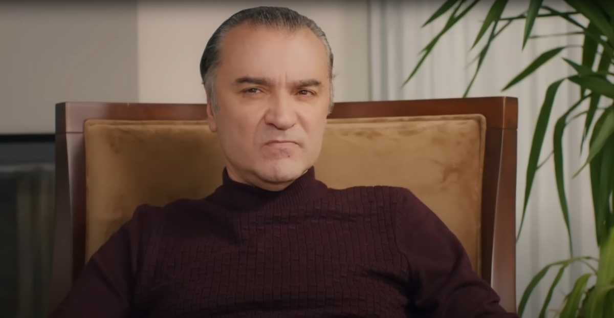 Miłość i nadzieja 106 - kadr z serialu. Suat chce powstrzymać Yildiz