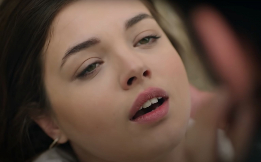 Ali, bohater serialu Dziedzictwo, który jest emitowany na antenie TVP 1