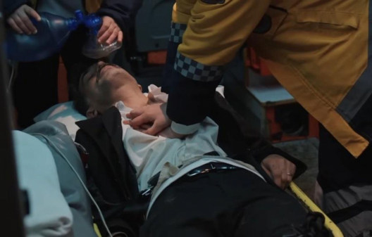 Seyran i Suna bohaterki serialu Złoty chłopak