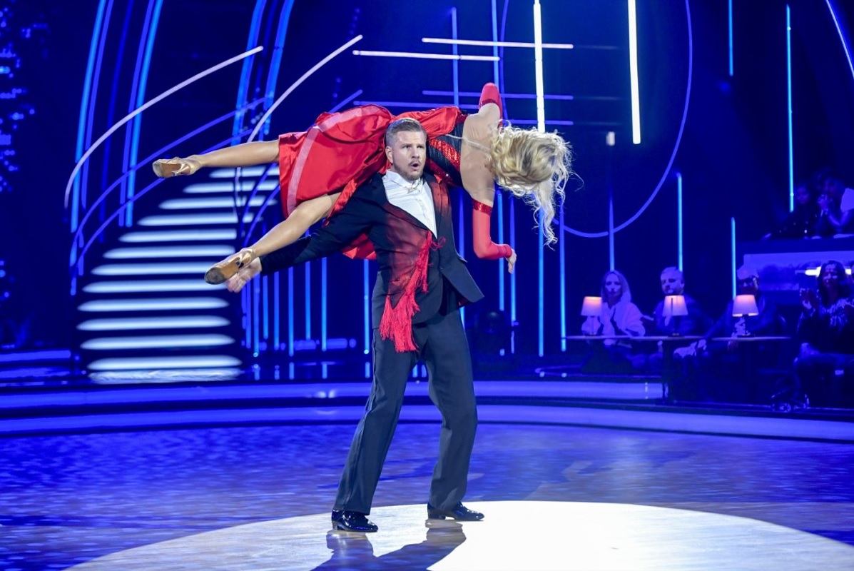 Kadr z programu "Dancing with the Stars. Taniec z gwiazdami" - edycja 14, od stacji Polsat.