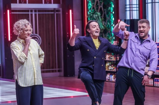 Kadr z odcinka trzeciego programu  MasterChef Nastolatki od TVN. 
