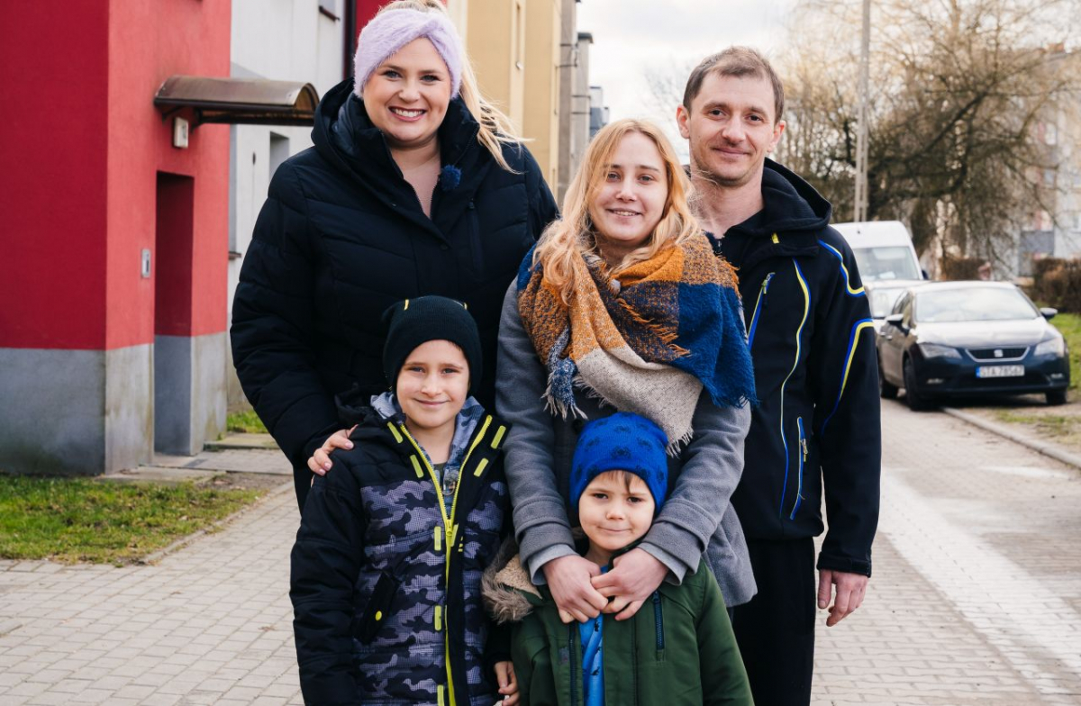 Uczestnicy programu "Nasz nowy dom"