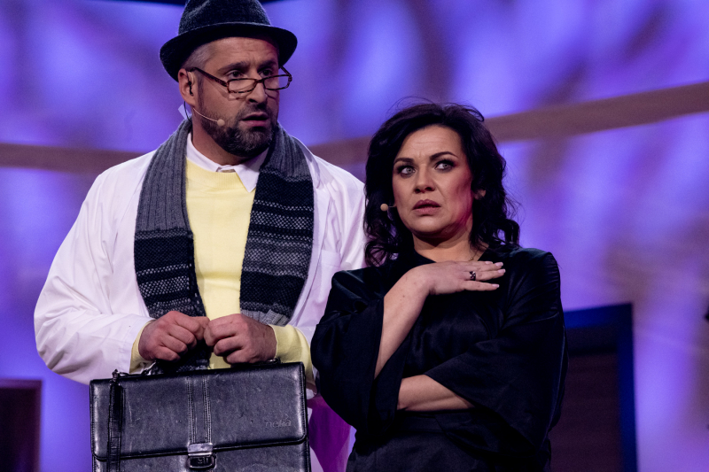 Obrazek w treści Kabaret na żywo. Nowy skŁAD 2: Jedziemy po bandzie - Co wydarzy się w tym odcinku? [jpg]