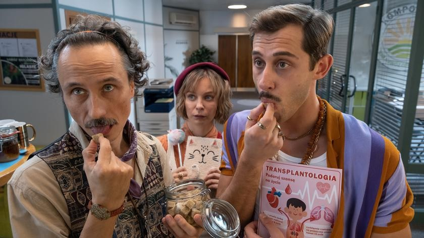 Bohaterowie serialu "Camera Cafe. Nowe parzenie" na TVN i Player.pl.