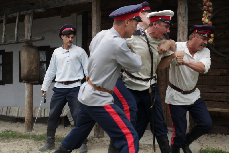 Obrazek w treści &bdquo;Stepowa miłość&rdquo;: Anna wyjdzie za Jermołaja.... Co wydarzy się w 14 i 15 odcinku serialu? [jpg]