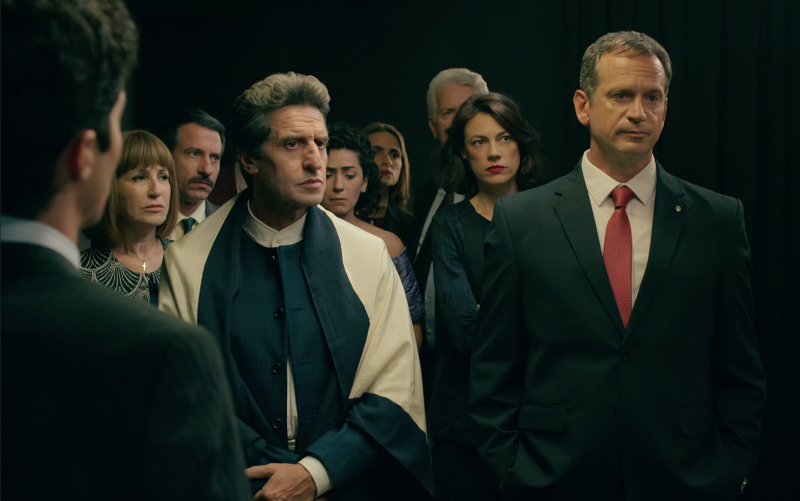 Obrazek w treści Serial Netfliksa Jego królestwo – religijny guru w wyścigu na fotel prezydenta  [jpg]