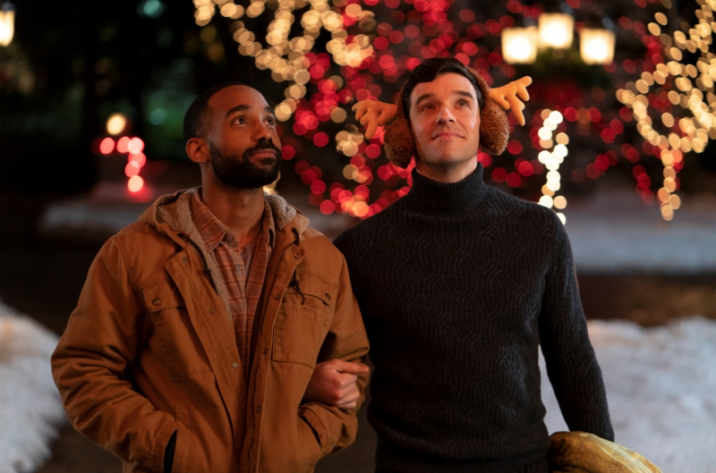 Obrazek w treści Wieczny singiel – nowa świąteczna komedia romantyczna LGBT+ na Netflix [jpg]