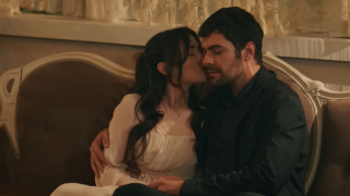 Wichrowe Wzg&oacute;rze - 346 i 347 odc. Halil i Zeynep rozmawiają z policjantami. 