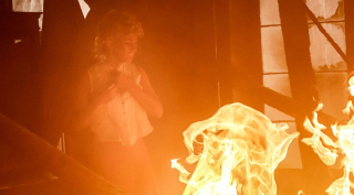 Kadr z serialu Akacjowa 38, emitowanego na antenie TVP 2.