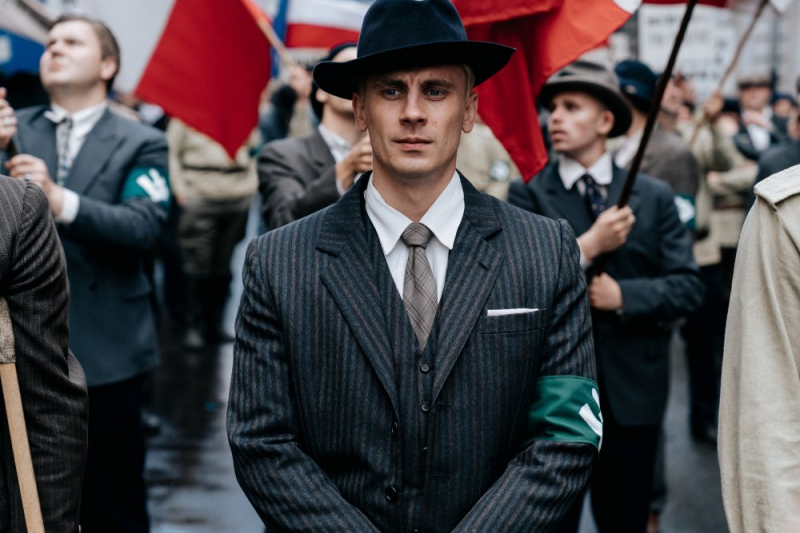 Obrazek w treści Szapiro na ringu &ndash; co wydarzy się w 2 i 3 odc. serialu Kr&oacute;l [jpg]