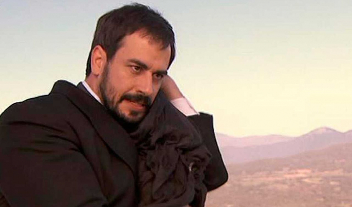 Justo, bohater serialu "Akacjowa 38", emitowanego na antenie TVP 2