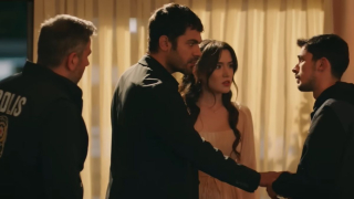 Wichrowe Wzg&oacute;rze - 347 i 348. Halil i Zeynep na cmenatrzu. 