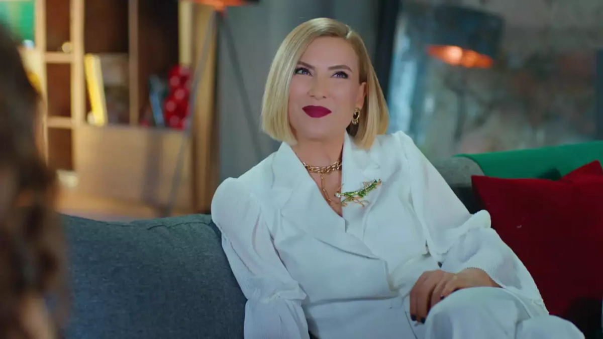 Gamze, bohaterka serialu "Zakazany owoc", emitowanego na TVP 2