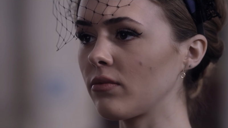 Obrazek w treści Zabójcza przesyłka – Olga Kurylenko naprzeciw mafii i CIA! [jpg]