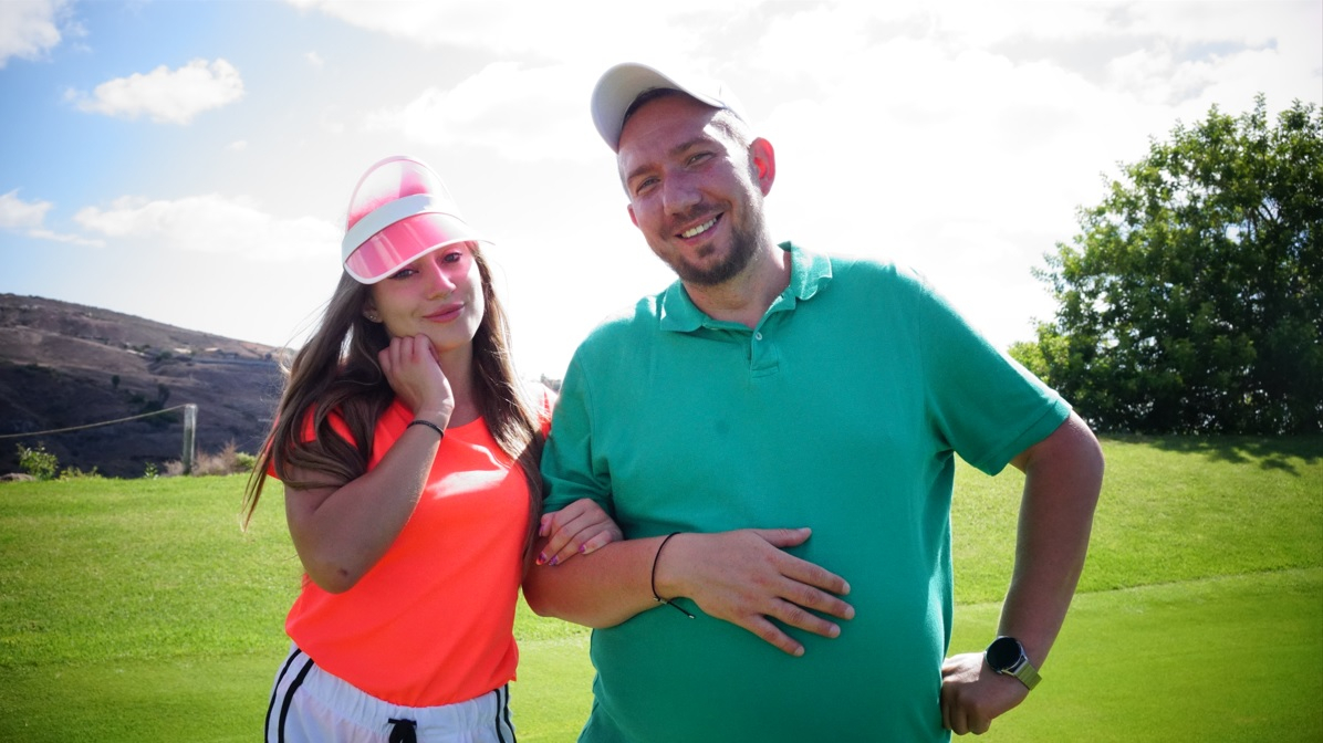 Kadr z serialu paradokumentalnego "Pamiętniki z wakacji" od TV4.