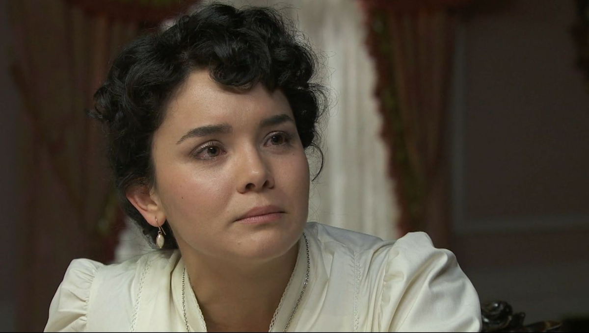 Kadr z serialu "Akacjowa 38", emitowanego na antenie TVP 2. 