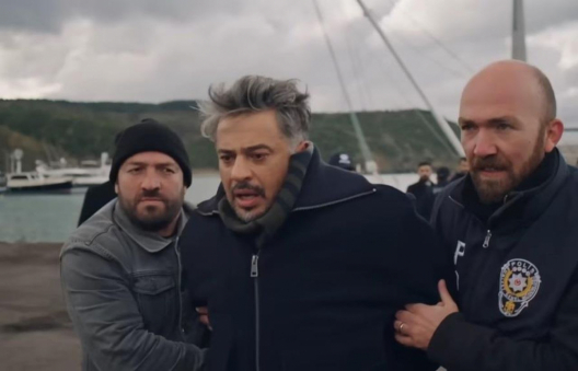 Halis, bohater serialu Złoty chłopak