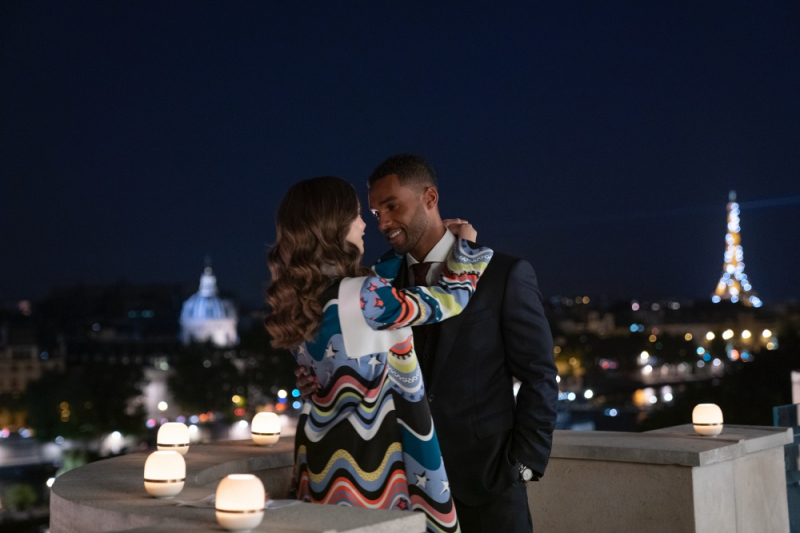 Obrazek w treści Ruszyły zdjęcia do 3. sezonu „Emily w Paryżu”!  [jpg]