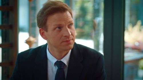 Kadr z serialu "Barwy szczęścia".