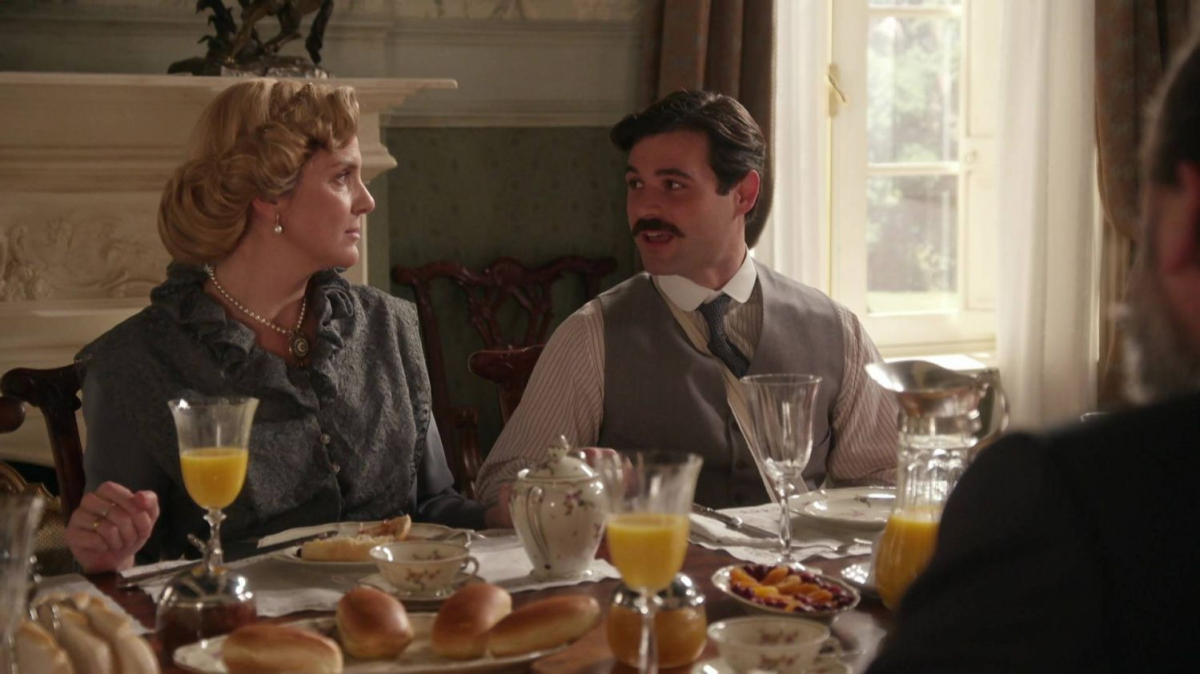 La Promesa - pałac tajemnic - 127 odc. Jana przekazuje Marii wieści o śmierci Salvadora. Cruz planuje pozbyć się baronowej. Streszczenie 127 i 128 odc.