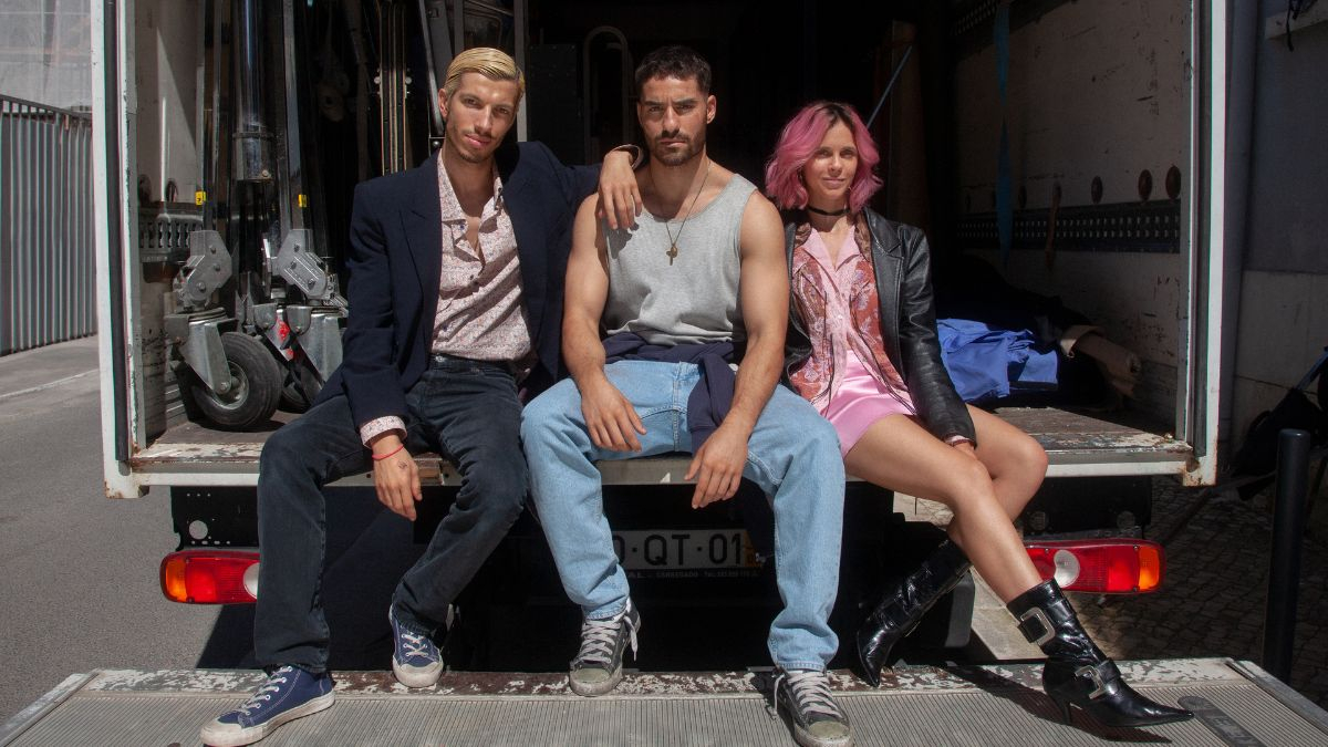 Jos&eacute; Condessa jako Eduardo w serialu dramacie w stylu thrillera "Przypływ" platformy Netflix. 