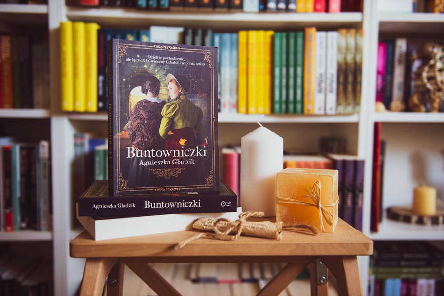 Buntowniczki Agnieszka Gładzik zdjęcie książki