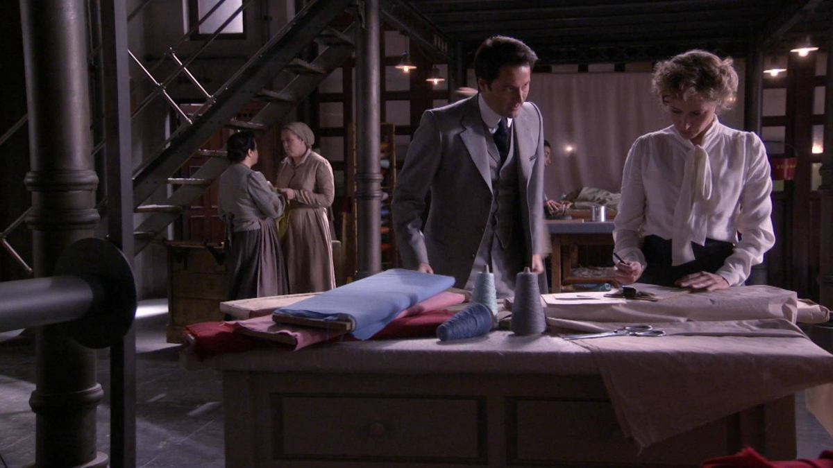 Bohaterowie hiszpańskiego serialu "Sześć sióstr" na TVP Kobieta.