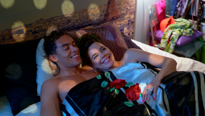 Obrazek w treści Jeszcze jeden raz - komediodramat o czterdziestoletniej Amandzie w pętli czasowej już na Netflix  [jpg]