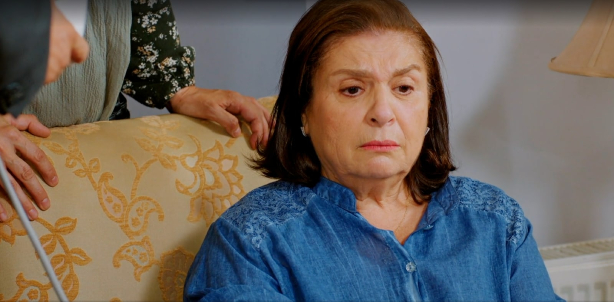 Miłość i nadzieja - kadr z serialu. Naciye zabija Alpera