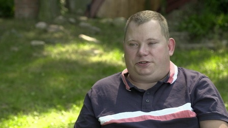 Bohater serialu paradokumentalnego "Chłopaki do wzięcia" Polsat.