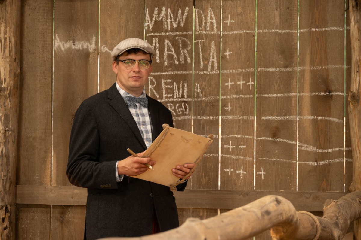 Kadr z programu "Farma", który jest emitowany na antenie telewizji Polsat.