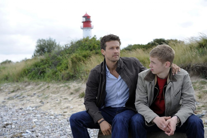 Obrazek w treści  Doktor Jan z Deekelsen. Streszczenie odcinków 39, 40, 41, 42 oraz 43 serialu  [jpg]