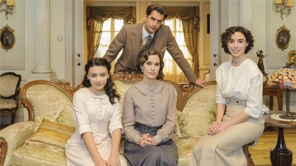 Bohaterki hiszpańskiego serialu "Sześć sióstr" na TVP Kobieta.