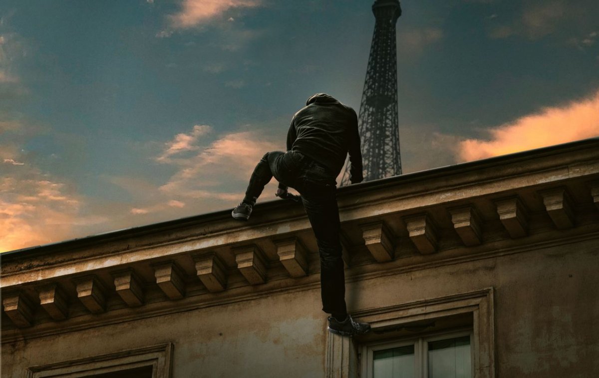 Plakat z filmu dokumentalnego Netflixa pod tytułem Vjeran Tomic: Spiderman z Paryża
