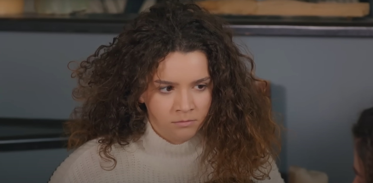 Miłość i nadzieja 98 - kadr z serialu. Melis wpada w szał! Chce zniszczyć Zeynep