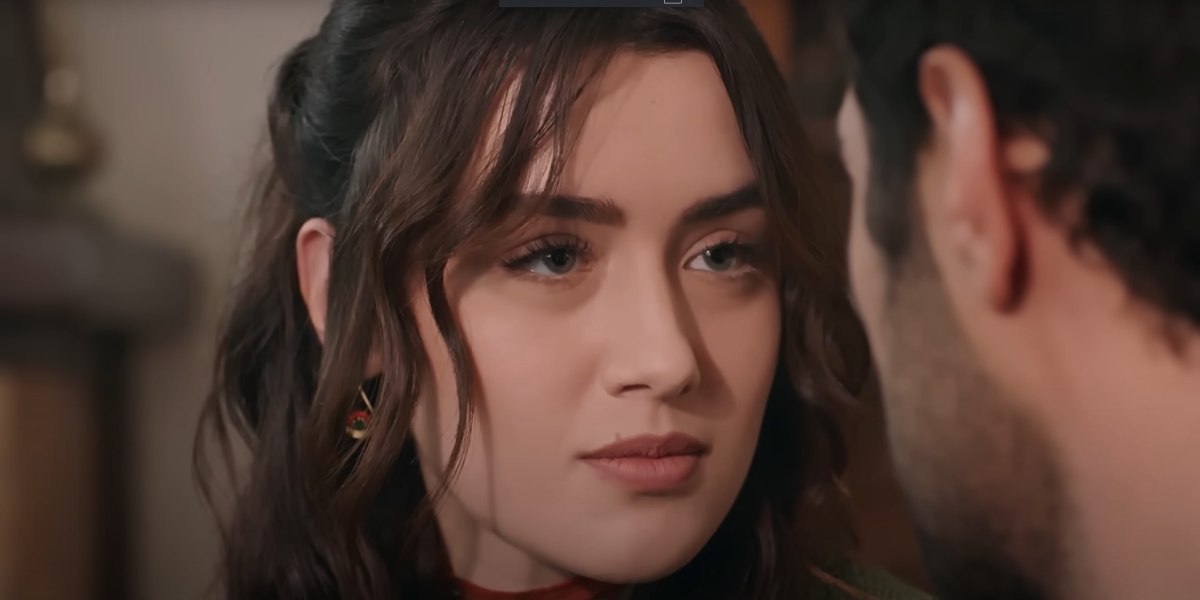Kursat chce zemścić się na Zeynep w 93 odcinku serialu „Wichrowe Wzgórze"