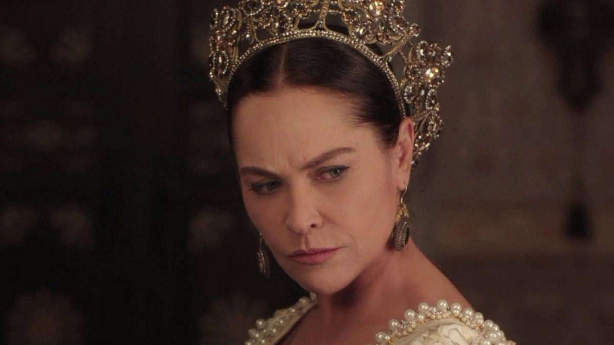 Safiye, bohaterka serialu "Wspaniałe stulecie: Sułtanka Kösem"