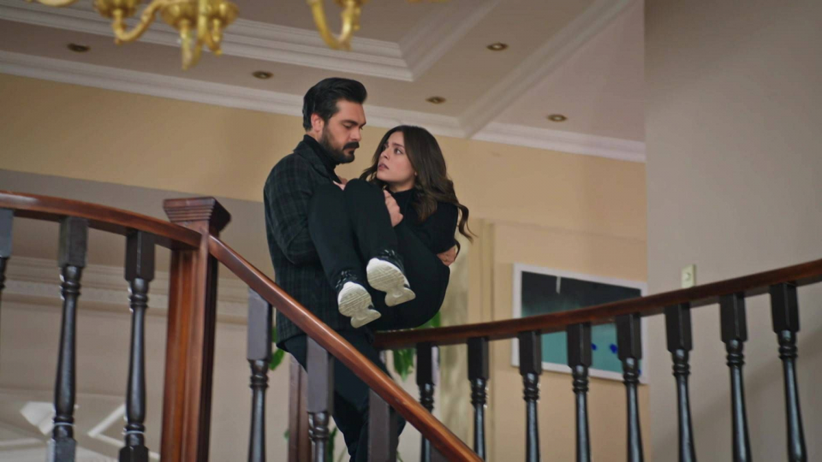 Seher, bohaterka serialu "Dziedzictwo", który jest emitowany na antenie TVP 1