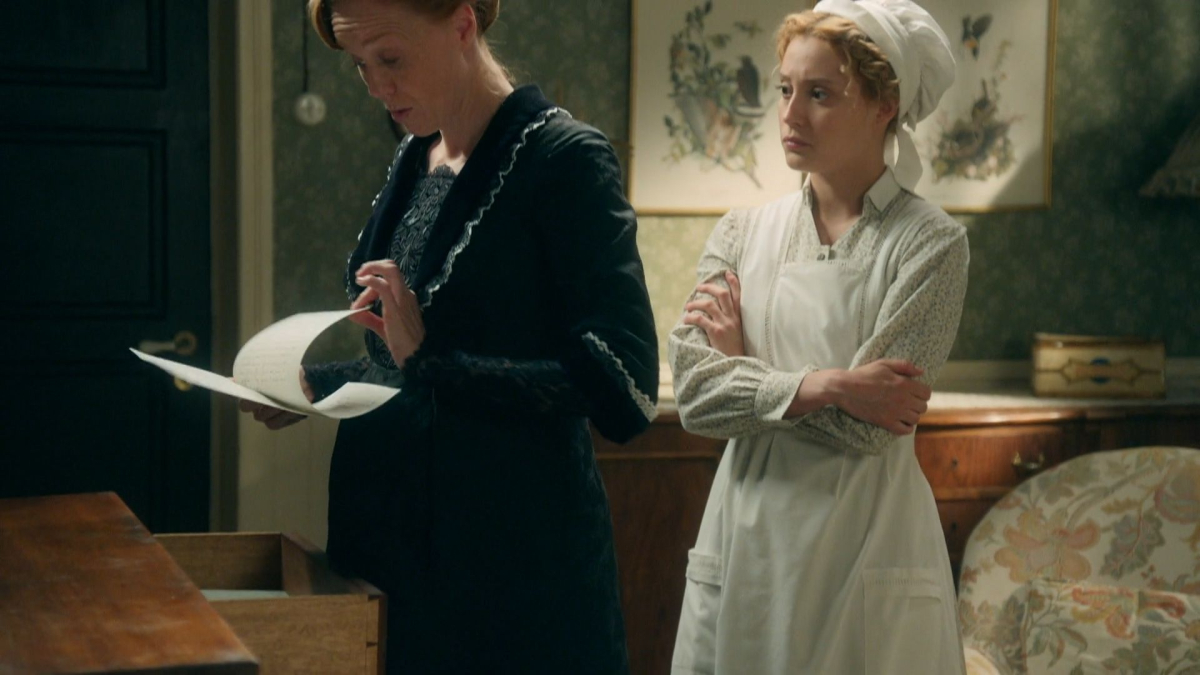 Bohaterowie serialu "La Promesa - pałac tajemnic", emitowanego na antenie TVP 2.